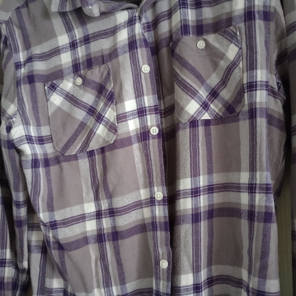 Urban Pipeline Plaid Flannel - Picture 2 of 5